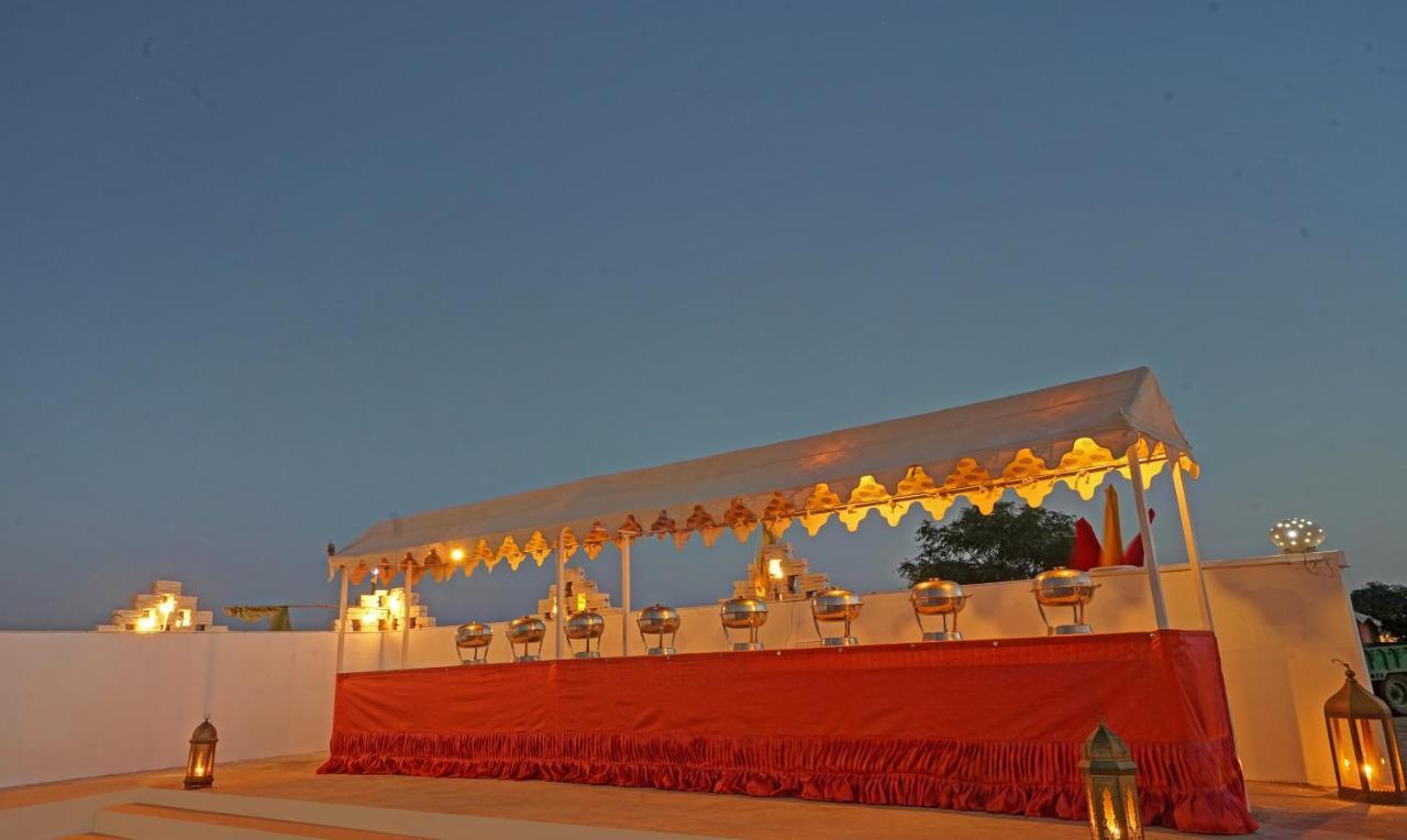 Treebo Desert Harmony Camp होटल