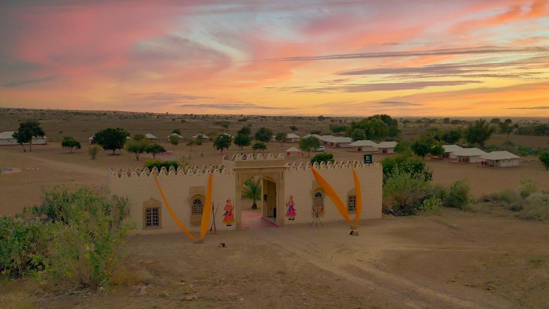 होटल Treebo Desert Harmony Camp 3*